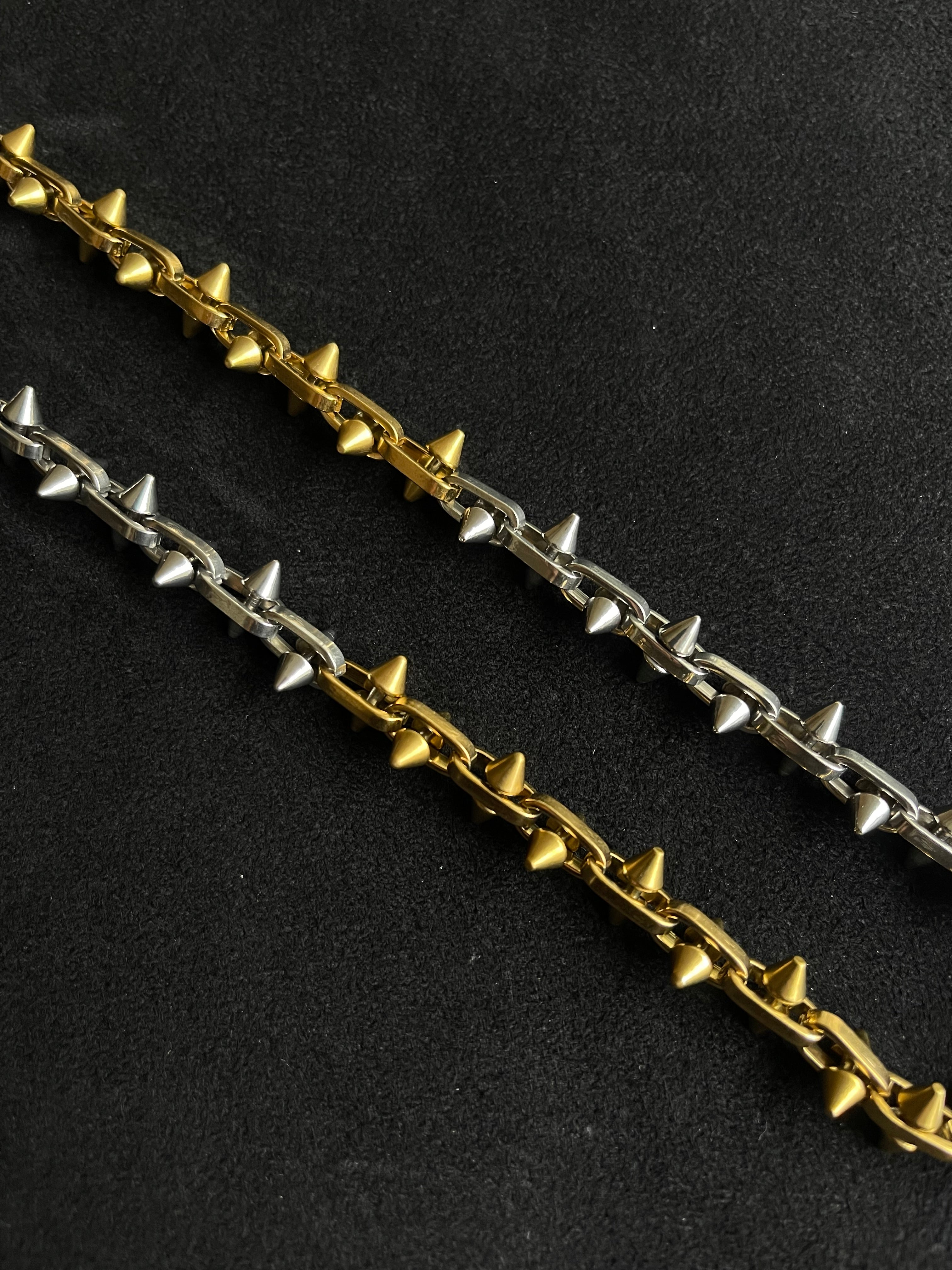 Mixed Spiked Cable – RARE.
