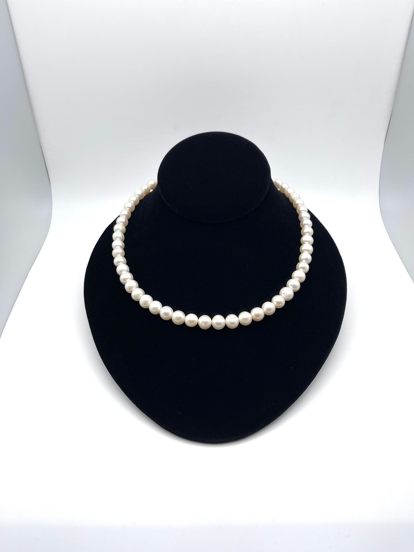 'Perfect' Pearl Necklace