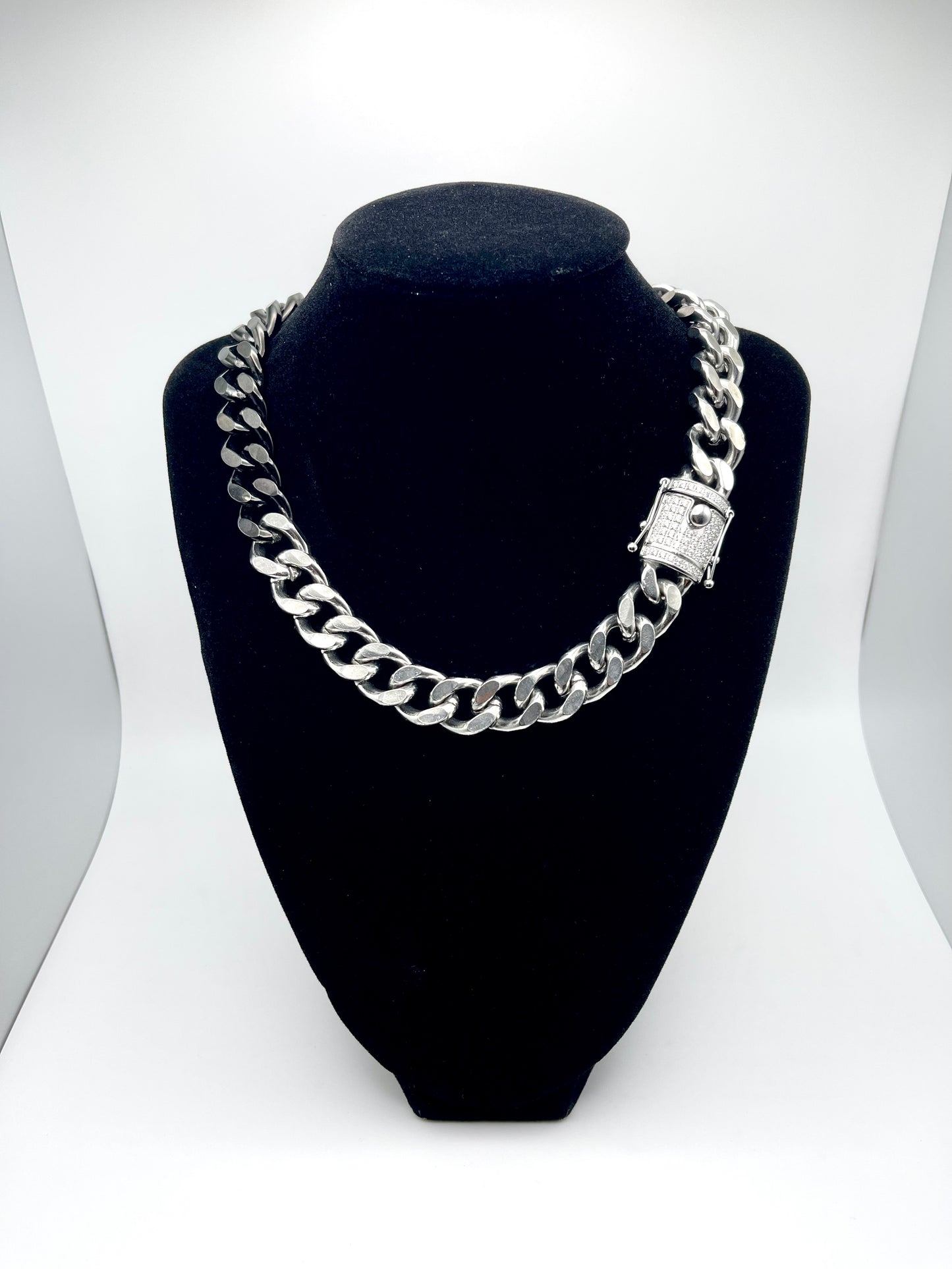 'Dark Side' - Big Cuban (L)